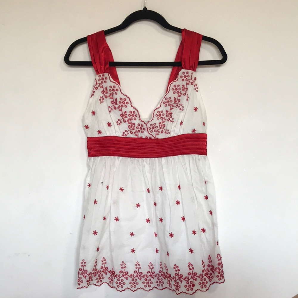 2000s Forever 21 White and Red Embroidered V-Neck Tank Top